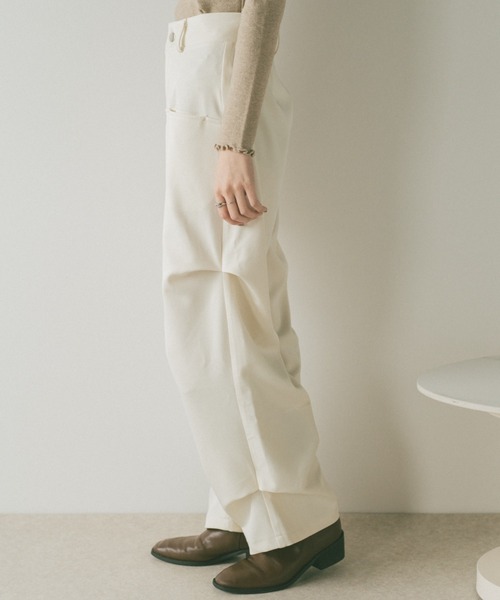 VANNIE U(ヴァニーユー)の「インアウトタックスラックスパンツ/SMLサイズ展開(スラックス・レディース・グレー/ブラウン/アイボリー・S/M/L)」の21枚目の写真