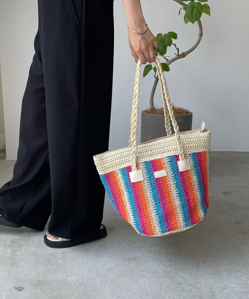 210nouve（トゥージュヌーブ）の「マルチカラーペーパー編みショルダーバッグ（かごバッグ・レディース・アイボリー/ベージュ・FREE）」の12枚目の写真