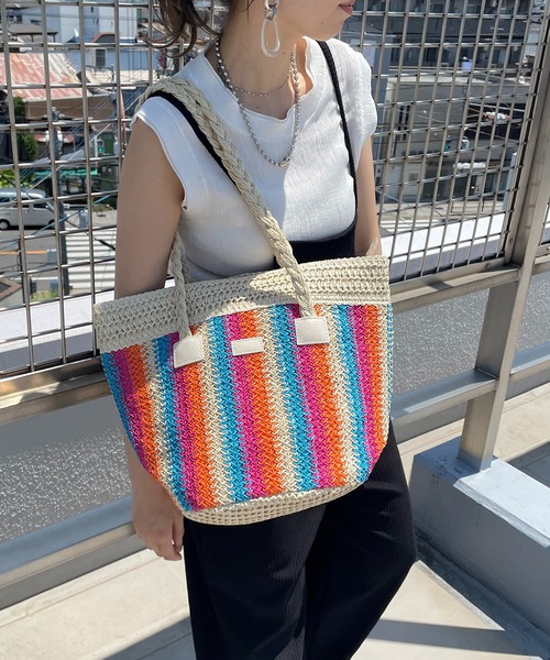 210nouve（トゥージュヌーブ）の「マルチカラーペーパー編みショルダーバッグ（かごバッグ・レディース・アイボリー/ベージュ・FREE）」の15枚目の写真