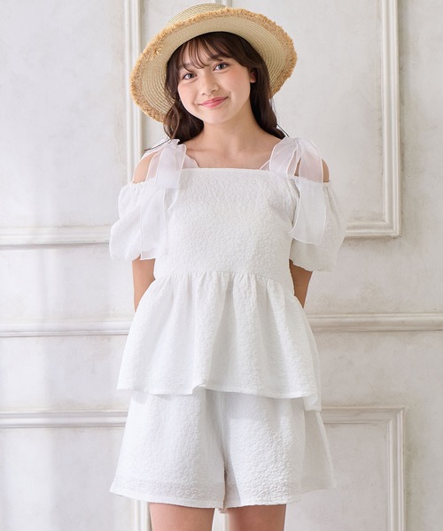 Amourire girl（アムリールガール）の「袖2WAY肩リボンエンボスブラウス（シャツ/ブラウス・キッズ・オフホワイト/ブラック・130cm/140cm/150cm/160cm）」の9枚目の写真