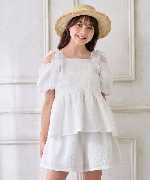 Amourire girl（アムリールガール）の「袖2WAY肩リボンエンボスブラウス（シャツ/ブラウス・キッズ・オフホワイト/ブラック・130cm/140cm/150cm/160cm）」の11枚目の写真