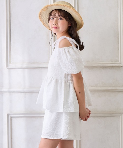 Amourire girl（アムリールガール）の「袖2WAY肩リボンエンボスブラウス（シャツ/ブラウス・キッズ・オフホワイト/ブラック・130cm/140cm/150cm/160cm）」の12枚目の写真