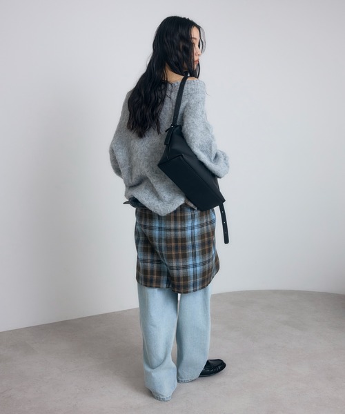 セール】【牛革】ミニマルショルダーバッグ（ショルダーバッグ