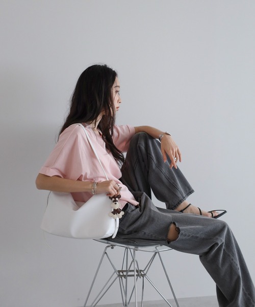 soins（ソワン）の「【牛革】ミニマルショルダーバッグ