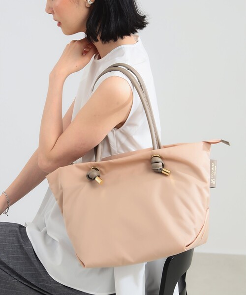 VIOLAd'ORO(ヴィオラドーロ)の「VIOLAd’ORO / BIANCA ナイロン トートバッグ M(トートバッグ・レディース・チャコールグレー/ブラウン系その他2/ブラウン系その他/ブラウン系その他3/ブラウン・ONE SIZE)」の7枚目の写真