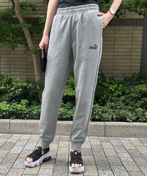 PUMA(プーマ)の「【PUMA】ESS NO.1 ロゴスウェットパンツ TR CL(スウェットパンツ・レディース・グレー/ブラック・M/L/XL/XXL)」の2枚目の写真