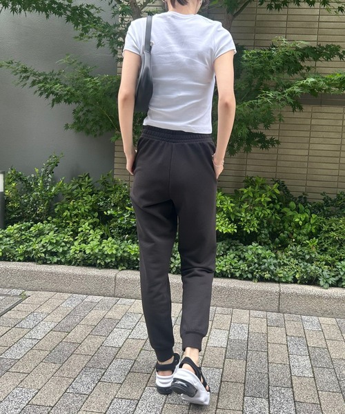 PUMA(プーマ)の「【PUMA】ESS NO.1 ロゴスウェットパンツ TR CL(スウェットパンツ・レディース・グレー/ブラック・M/L/XL/XXL)」の8枚目の写真