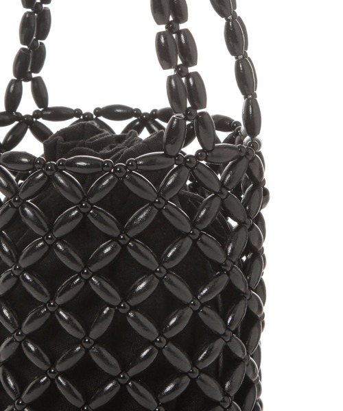 LEPSIM(レプシィム)の「ウッドビーズバッグ 494489(ハンドバッグ・レディース・ブラック/オフホワイト・ONE SIZE)」の3枚目の写真