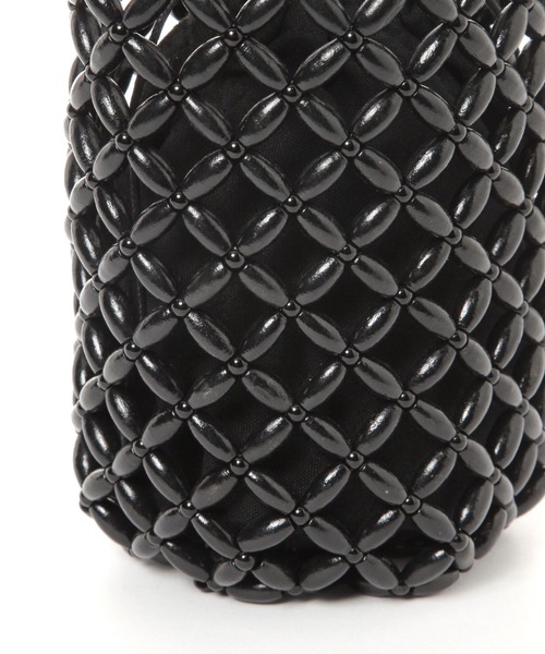 LEPSIM(レプシィム)の「ウッドビーズバッグ 494489(ハンドバッグ・レディース・ブラック/オフホワイト・ONE SIZE)」の21枚目の写真