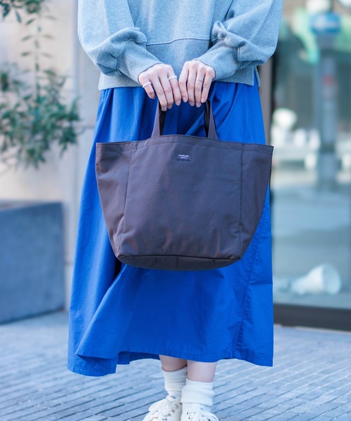 STANDARD SUPPLY（スタンダードサプライ）の「[ STANDARD SUPPLY ] SIMPLICITY B TOTE S / ビートートエス（トートバッグ・レディース・ダークブラウン・S）」の3枚目の写真