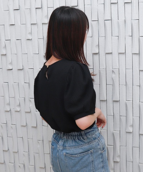 libelle more（リベル モア）の「〈洗える〉ふくれジャガードボリューム袖トップス（Tシャツ/カットソー・レディース・ライトグリーン/アイボリー/ブラック・M）」の19枚目の写真