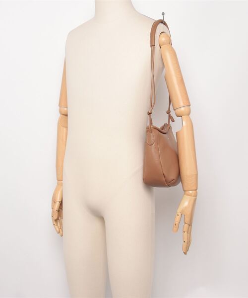 Beau're(ヴュレ)の「【BEAURE/ビュレ】Just Size Mini ポシェット(ショルダーバッグ・レディース・ベージュ/オレンジ/ブラック/ブルー/シルバー/グレー・FREE)」の22枚目の写真