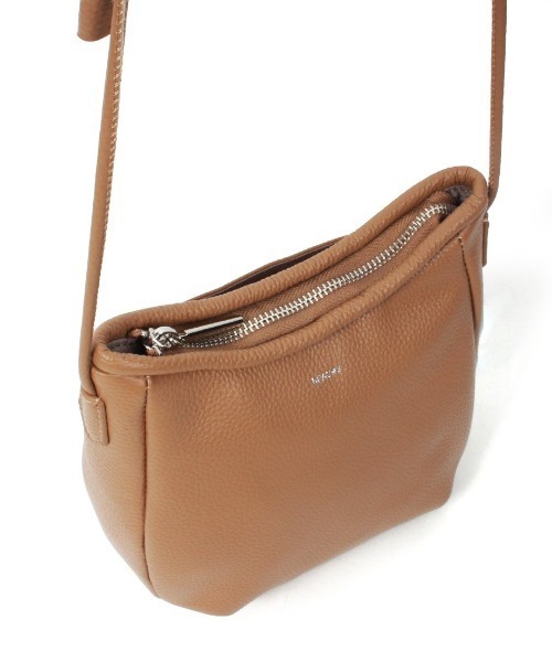 Beau're(ヴュレ)の「【BEAURE/ビュレ】Just Size Mini ポシェット(ショルダーバッグ・レディース・ベージュ/オレンジ/ブラック/ブルー/シルバー/グレー・FREE)」の15枚目の写真