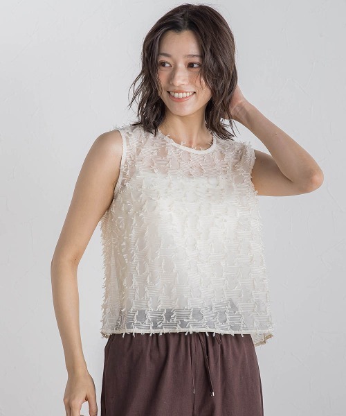 Droite lautreamont(ドロワットロートレアモン)の「リボンカットジャガードブラウス≪手洗い可能≫(シャツ/ブラウス・レディース・オフホワイト/ブルー/ブラック・M)」の9枚目の写真