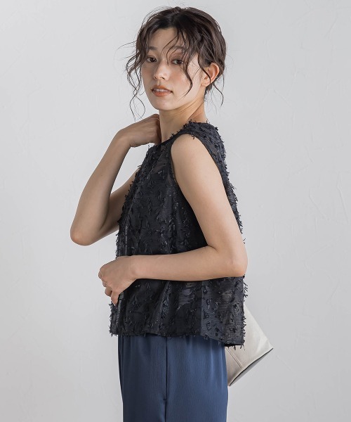 Droite lautreamont(ドロワットロートレアモン)の「リボンカットジャガードブラウス≪手洗い可能≫(シャツ/ブラウス・レディース・オフホワイト/ブルー/ブラック・M)」の21枚目の写真