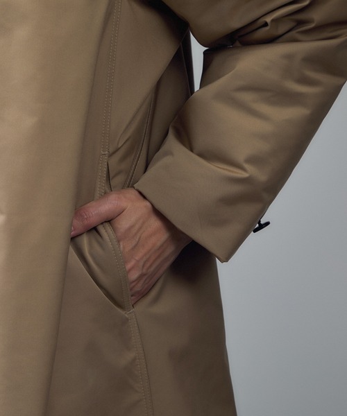 SALON adam et rope'（サロン アダム エ ロペ）の「FURLO DOWNバルマカンコート / 撥水ファーロダウン（ダウンジャケット/コート・レディース・ベージュ/ブラック・FREE）」の14枚目の写真