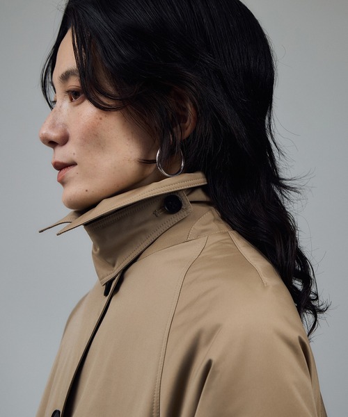 SALON adam et rope'（サロン アダム エ ロペ）の「FURLO DOWNバルマカンコート / 撥水ファーロダウン（ダウンジャケット/コート・レディース・ベージュ/ブラック・FREE）」の17枚目の写真