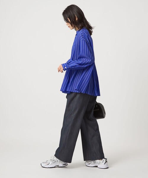 green label relaxing（グリーンレーベルリラクシング）の「【結論シリーズ】ニーハイフレアパンツ デニム［size SHORT/TALLあり］（デニムパンツ・レディース・ネイビー・40/38/36/34/SHORT/TALL）」の12枚目の写真