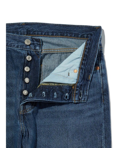 Levi's(リーバイス)の「Levi's/リーバイス 501(R) オリジナルジーンズ(デニムパンツ・メンズ・ダークインディゴブルー・W28 L32/W29 L32/W30 L32/W31 L32/W32 L32/W33 L32/W34 L32/W36 L32)」の3枚目の写真