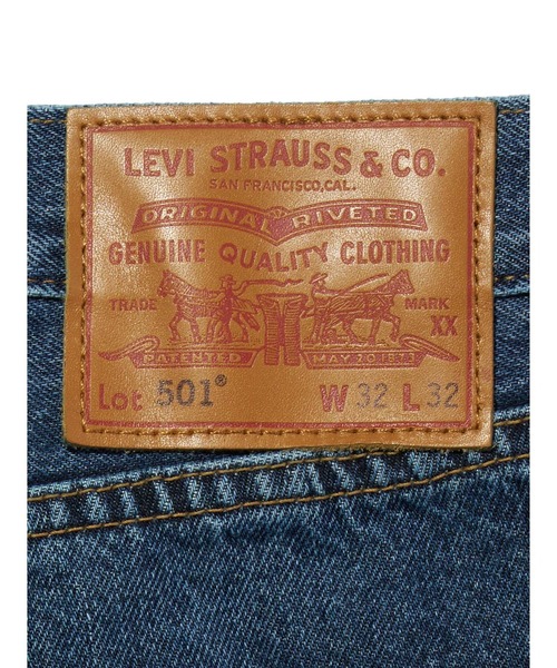 Levi's(リーバイス)の「Levi's/リーバイス 501(R) オリジナルジーンズ(デニムパンツ・メンズ・ダークインディゴブルー・W28 L32/W29 L32/W30 L32/W31 L32/W32 L32/W33 L32/W34 L32/W36 L32)」の7枚目の写真