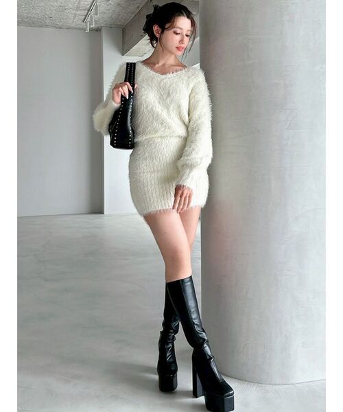 RESEXXY(リゼクシー)の「ストレッチミドルブーツ(ブーツ・レディース・その他1/アイボリー/ブラック・LARGE/MEDIUM/SMALL)」の12枚目の写真