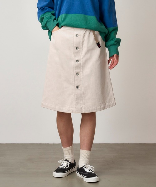 Gramicci（グラミチ）の「BUTTONED DOWN MIDI SKIRT｜ボタンダウンミディアムスカート（スカート・レディース・オリーブ/ダークブラウン系/キャメル/アイボリー・L/S/M）」の2枚目の写真