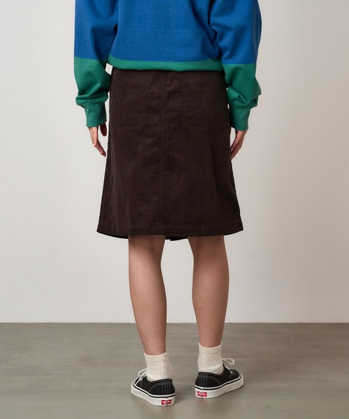 Gramicci（グラミチ）の「BUTTONED DOWN MIDI SKIRT｜ボタンダウンミディアムスカート（スカート・レディース・オリーブ/ダークブラウン系/キャメル/アイボリー・L/S/M）」の7枚目の写真