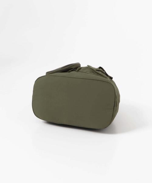 SENSE OF PLACE by URBAN RESEARCH(センスオブプレイスバイアーバンリサーチ)の「撥水2WAYマルチポケットナイロンバッグ(ハンドバッグ・レディース・カーキ/ベージュ/ブラック・ONE)」の7枚目の写真
