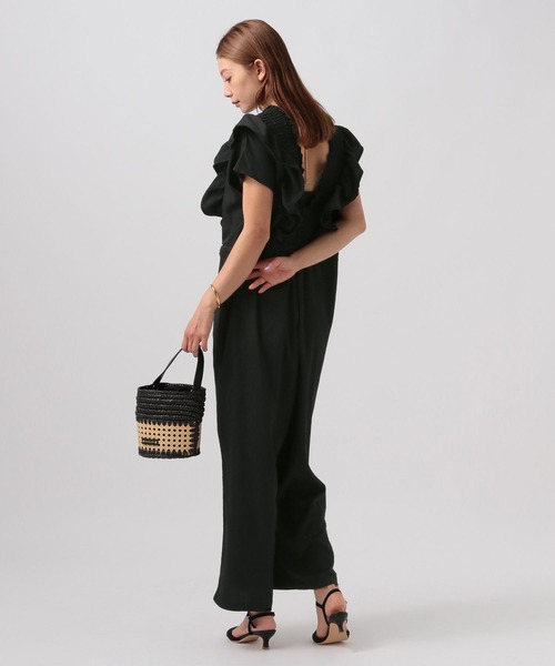 BAYFLOW（ベイフロー）の「[さらっとした楊柳素材]Vネックフリルサロペット（サロペット/オーバーオール・レディース・ブラック/ダークブラウン・FREE）」の4枚目の写真