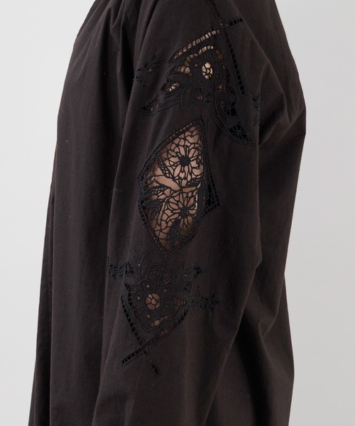 MICA&DEAL（マイカ＆ディール）の「インド刺繍ギャザーワンピース（ワンピース・レディース・ブラック/オフホワイト/ブラウン・FREE）」の13枚目の写真