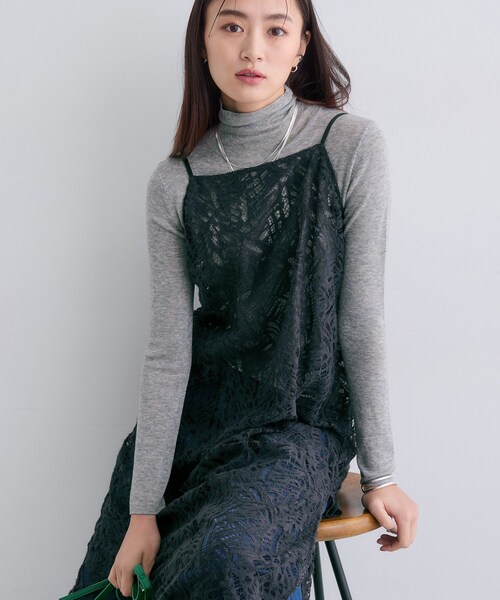 INDIVI（インディヴィ）の「【レイヤード◎】レースキャミドレス（ワンピース・レディース・ダークグレー/ホワイト・38/13/05）」の18枚目の写真