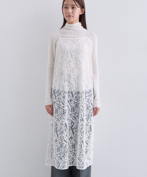 INDIVI（インディヴィ）の「【レイヤード◎】レースキャミドレス（ワンピース・レディース・ダークグレー/ホワイト・38/13/05）」の10枚目の写真