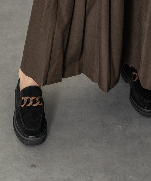 inter-chaussures(インターショシュール)の「【INTER-CHAUSSURES】撥水厚底チェーンローファー(I51615)(ローファー・レディース・ダークブラウン/ブラック/ブラック系その他2/ブラック系その他・36/37/38/35/39)」の12枚目の写真