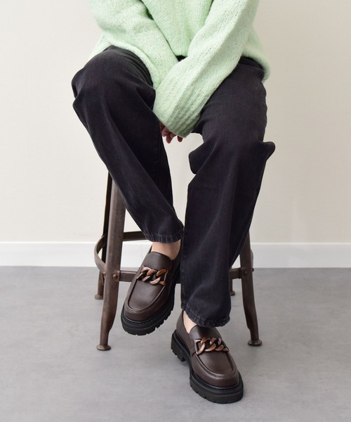 inter-chaussures(インターショシュール)の「【INTER-CHAUSSURES】撥水厚底チェーンローファー(I51615)(ローファー・レディース・ダークブラウン/ブラック/ブラック系その他2/ブラック系その他・36/37/38/35/39)」の17枚目の写真
