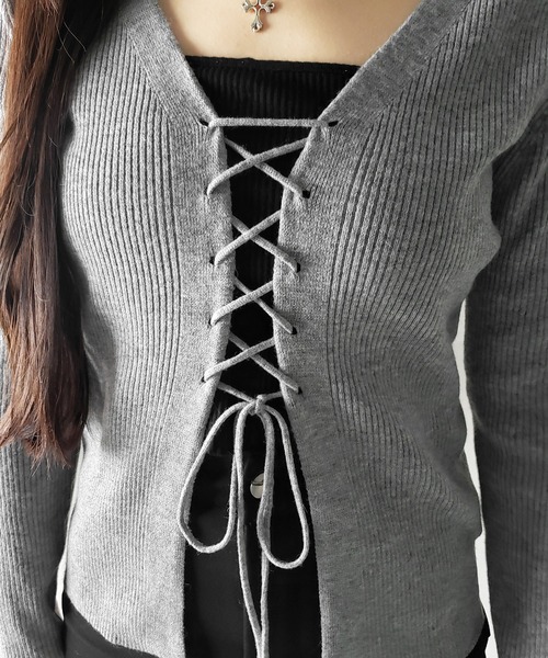 me+em select(ミームセレクト)の「【 3color 】レースアップリボンリブニットカーディガン / lace up ribbon rib knit cardigan(カーディガン/ボレロ・レディース・ブラック/アイボリー/グレー・FREE)」の4枚目の写真