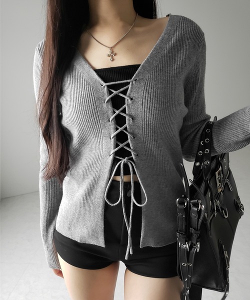 me+em select(ミームセレクト)の「【 3color 】レースアップリボンリブニットカーディガン / lace up ribbon rib knit cardigan(カーディガン/ボレロ・レディース・ブラック/アイボリー/グレー・FREE)」の8枚目の写真