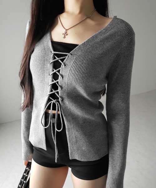 me+em select(ミームセレクト)の「【 3color 】レースアップリボンリブニットカーディガン / lace up ribbon rib knit cardigan(カーディガン/ボレロ・レディース・ブラック/アイボリー/グレー・FREE)」の7枚目の写真