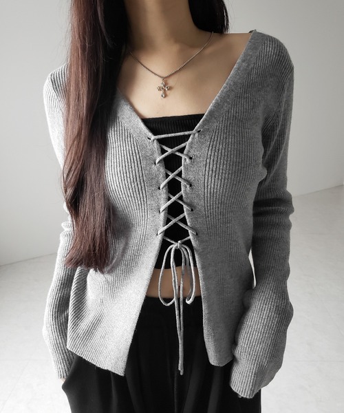 me+em select(ミームセレクト)の「【 3color 】レースアップリボンリブニットカーディガン / lace up ribbon rib knit cardigan(カーディガン/ボレロ・レディース・ブラック/アイボリー/グレー・FREE)」の12枚目の写真
