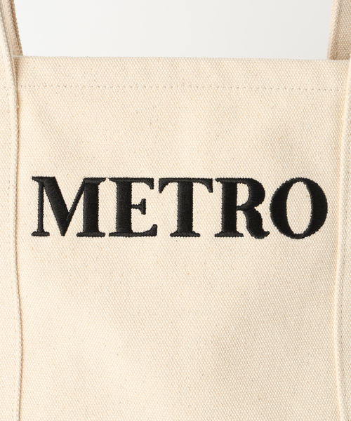 B.C STOCK（ベーセーストック）の「MCL/エムシーエル 別注 ロゴトートBAG（ショルダーバッグ・レディース・ブラック/ホワイト・FREE）」の15枚目の写真