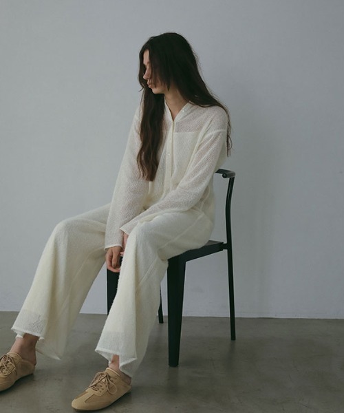 ETRE TOKYO(エトレトウキョウ)の「ブラッシュドチュールオールインワン(つなぎ/オールインワン・レディース・ブラック/オフホワイト・S/M)」の17枚目の写真