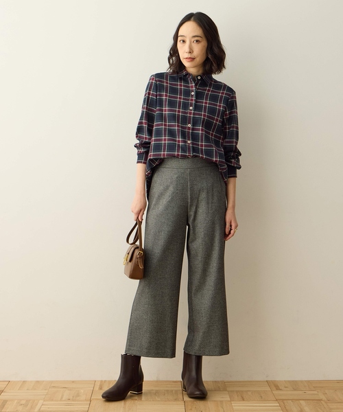 DECOY SINCE 1981（デコイシンスイチキュウハチイチ）の「バックギャザーチェックシャツ【オーガニックコットンブレンド・大きいサイズあり】（シャツ/ブラウス・レディース・ベージュ/ネイビー/レッド・13号/9号/11号/15号/17号）」の13枚目の写真