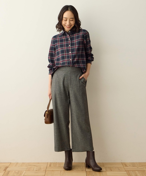 DECOY SINCE 1981（デコイシンスイチキュウハチイチ）の「バックギャザーチェックシャツ【オーガニックコットンブレンド・大きいサイズあり】（シャツ/ブラウス・レディース・ベージュ/ネイビー/レッド・13号/9号/11号/15号/17号）」の14枚目の写真