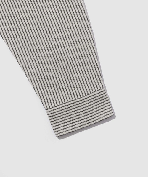 Dickies（ディッキーズ）の「Dickies ヒッコリーストライプ ワークシャツ フラップポケット仕様（シャツ/ブラウス・メンズ・ホワイト系/ブルーグレー・S/XXL/XL/L/M）」の5枚目の写真