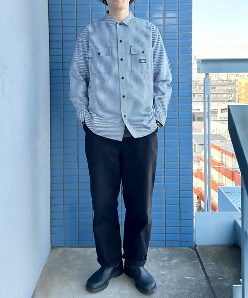 Dickies（ディッキーズ）の「Dickies ヒッコリーストライプ ワークシャツ フラップポケット仕様（シャツ/ブラウス・メンズ・ホワイト系/ブルーグレー・S/XXL/XL/L/M）」の9枚目の写真
