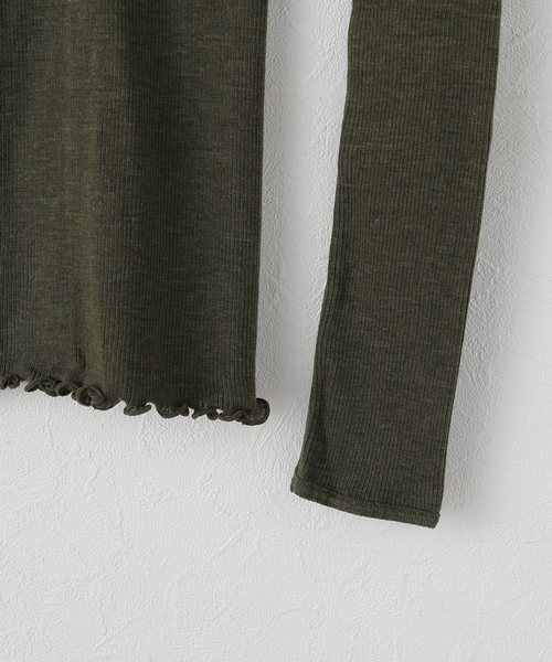 HAKUJI(ハクジ)の「HAKUJI/ハクジ Wool rib L/S プルオーバー H232547(Tシャツ/カットソー・レディース・カーキ/ホワイト・FREE)」の6枚目の写真