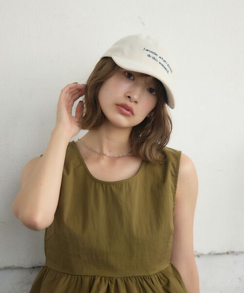 casita(RETRO GIRL)(カシータ)の「コーデュロイキャップ(キャップ・レディース・オフホワイト/ブルー/ブラウン・ONE SIZE)」の12枚目の写真