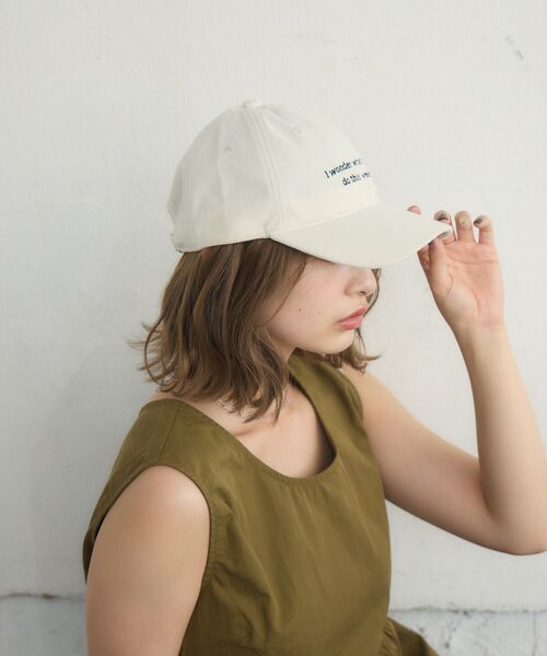 casita(RETRO GIRL)(カシータ)の「コーデュロイキャップ(キャップ・レディース・オフホワイト/ブルー/ブラウン・ONE SIZE)」の13枚目の写真