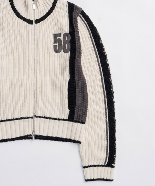 MAISON SPECIAL(メゾンスペシャル)の「Numbering High Neck Zip Knit Tops / ナンバリングハイネックジップニット(ニット/セーター・レディース・ブルー/グレー/ホワイト・FREE)」の17枚目の写真