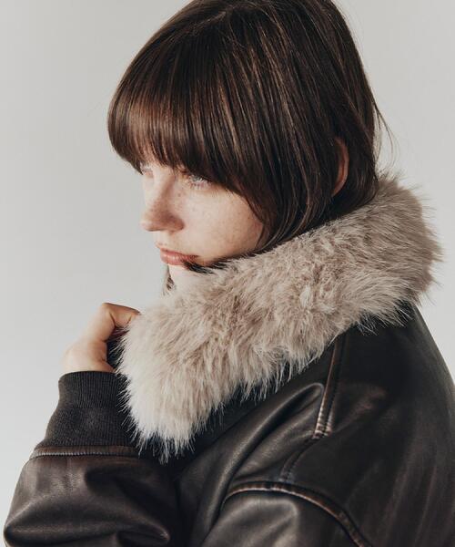 tk.TAKEO KIKUCHI(ティーケータケオキクチ)の「ヴィンテージライク衿フェイクファーブルゾン(ブルゾン・メンズ・ブラック/ダークブラウン系/ブラック系・01/02/03)」の7枚目の写真