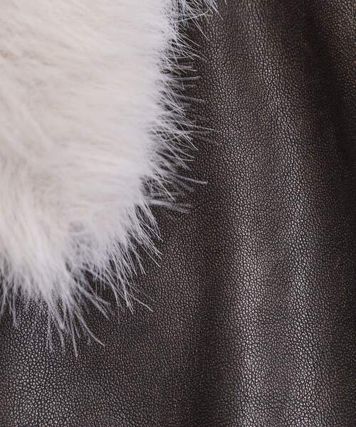 tk.TAKEO KIKUCHI(ティーケータケオキクチ)の「ヴィンテージライク衿フェイクファーブルゾン(ブルゾン・メンズ・ブラック/ダークブラウン系/ブラック系・01/02/03)」の12枚目の写真